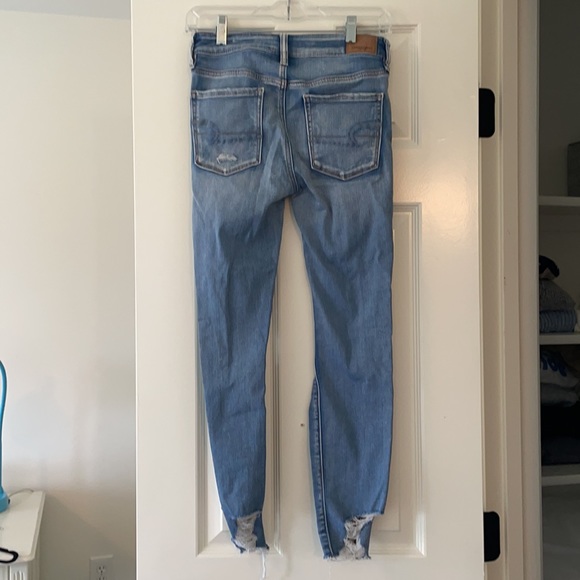 American Eagle Super Stretch jeans. Size 2. - Picture 2 of 3
